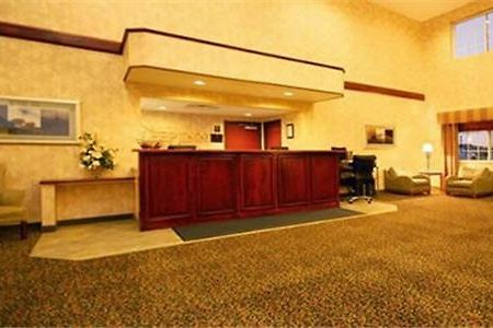 Crossings By Grandstay Inn & Suites Becker Inreriör bild
