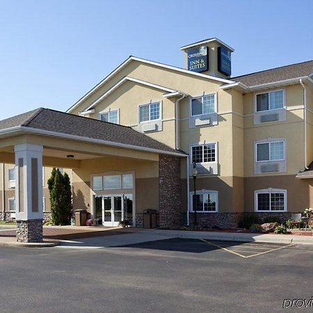 Crossings By Grandstay Inn & Suites Becker Exteriör bild