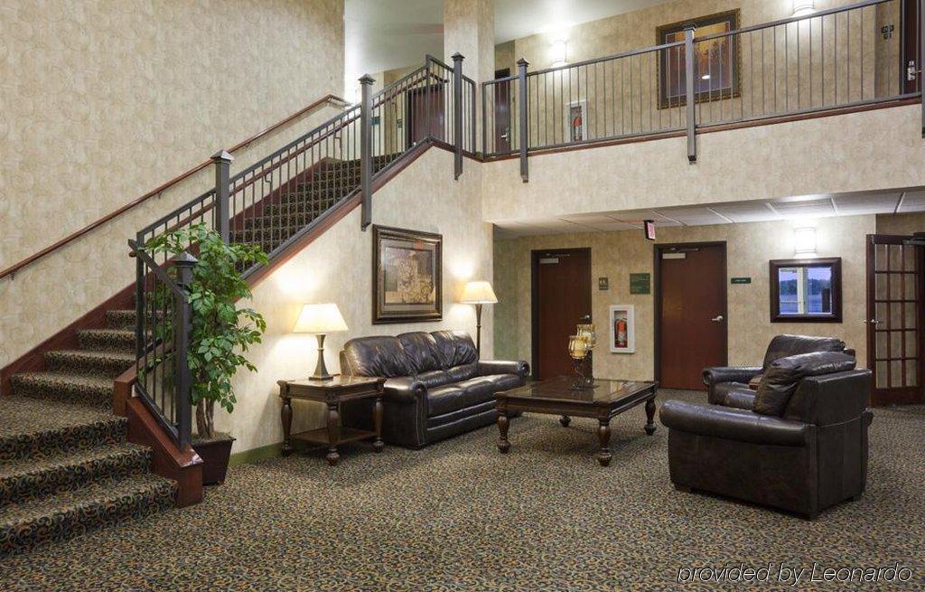 Crossings By Grandstay Inn & Suites Becker Exteriör bild