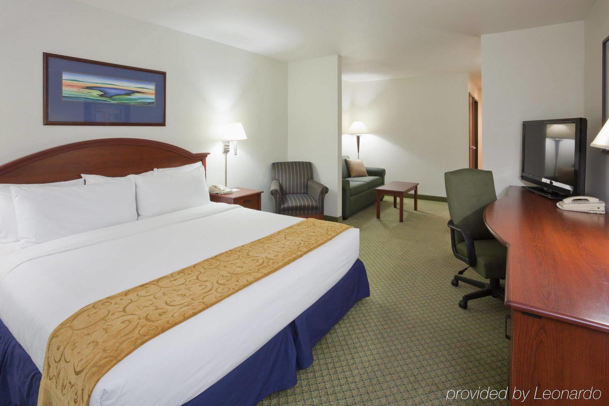 Crossings By Grandstay Inn & Suites Becker Exteriör bild